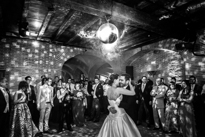 Fotografía para bodas. El baile de los novios
